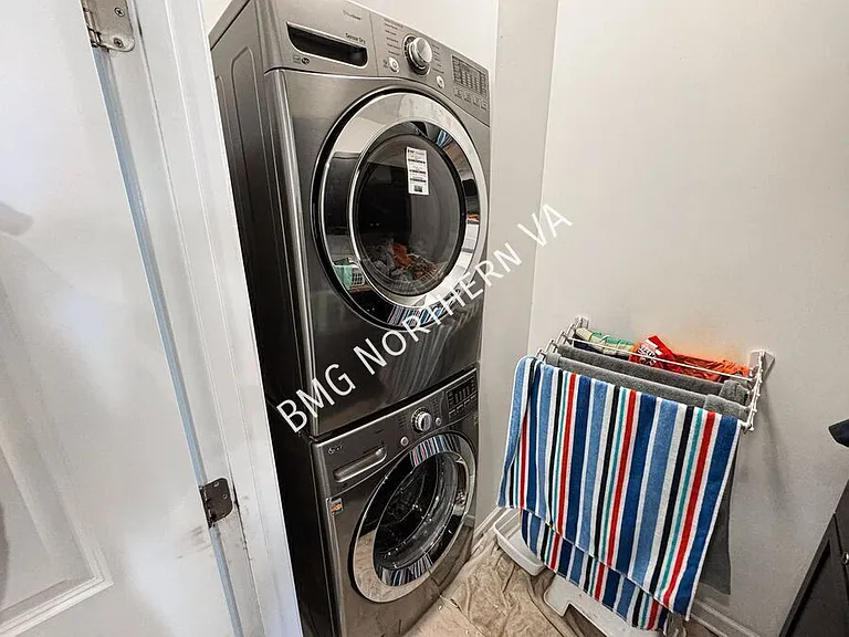 3190 Yeager Dr — Photo 29
