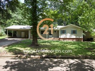 1942 Catalina Dr, Jackson, MS 39204
