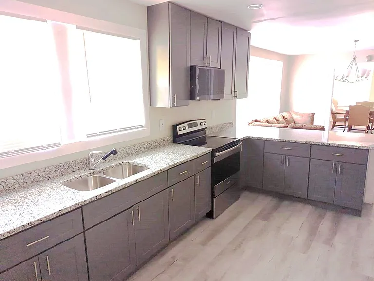 1316 McConihe St #1 — Photo 6