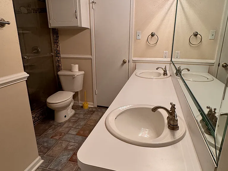 868 Chateau Valee Cir — Photo 7