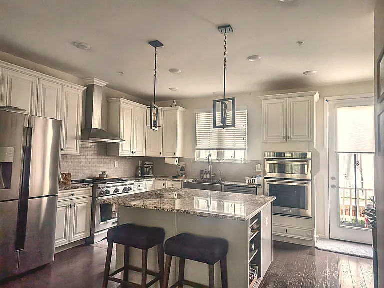 44 Litchfield Ln — Photo 21