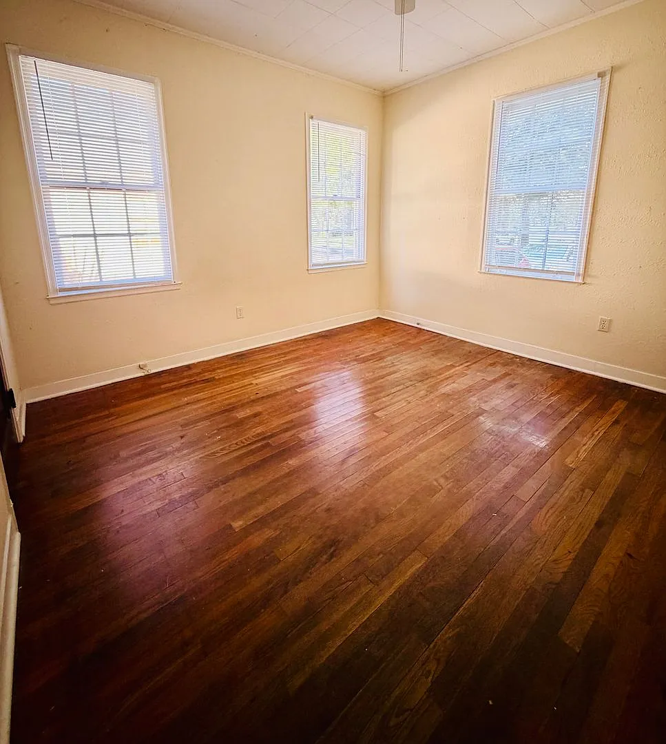 Charming 4-Bedroom Cottage Near Government Street Classic Baton Rouge Charact — Photo 4
