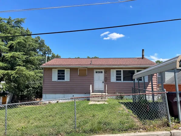406 Clovis Ave, Capitol Heights, MD 20743
