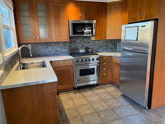 4th image of 1589 Mizzen Ln