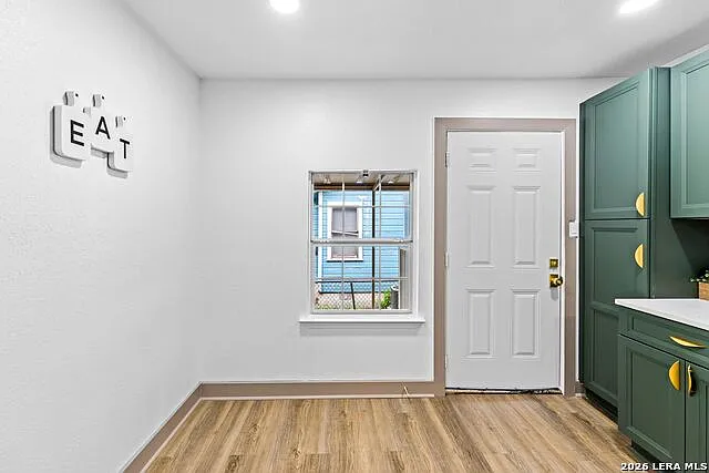 250 Koehler Ct — Photo 20