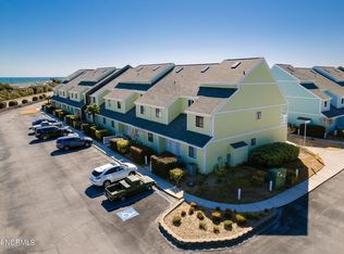 9201 Coast Guard Rd #212, Emerald Isle, NC 28594