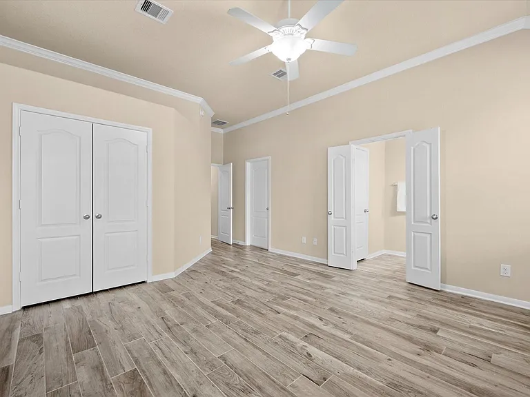 26 Canterborough Pl — Photo 12