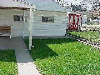 2nd image of 158 Hausman St