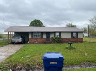 400 Long St, Marmaduke, AR 72443