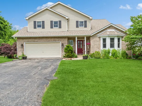 1816 E Vista Ter, Lindenhurst, IL 60046