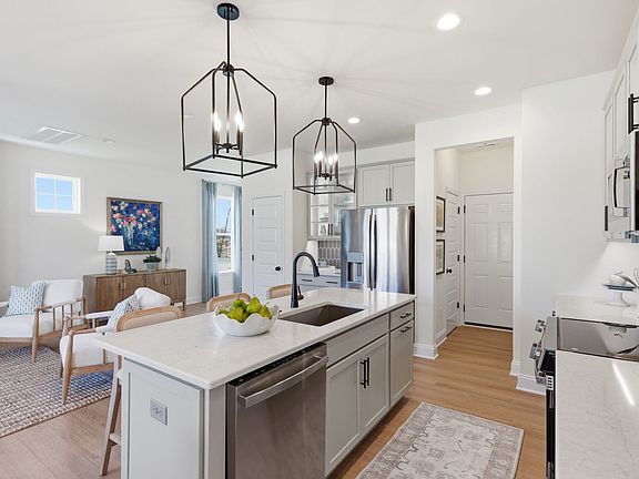 003 HHHunt Homes Braxton Kitchen Island