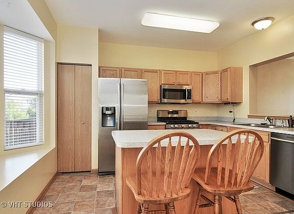 3rd image of 1113 Chadwick Dr #1113