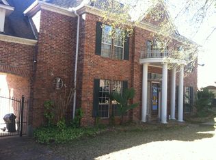 24611 W Kingscrest Cir, Spring, TX 77389