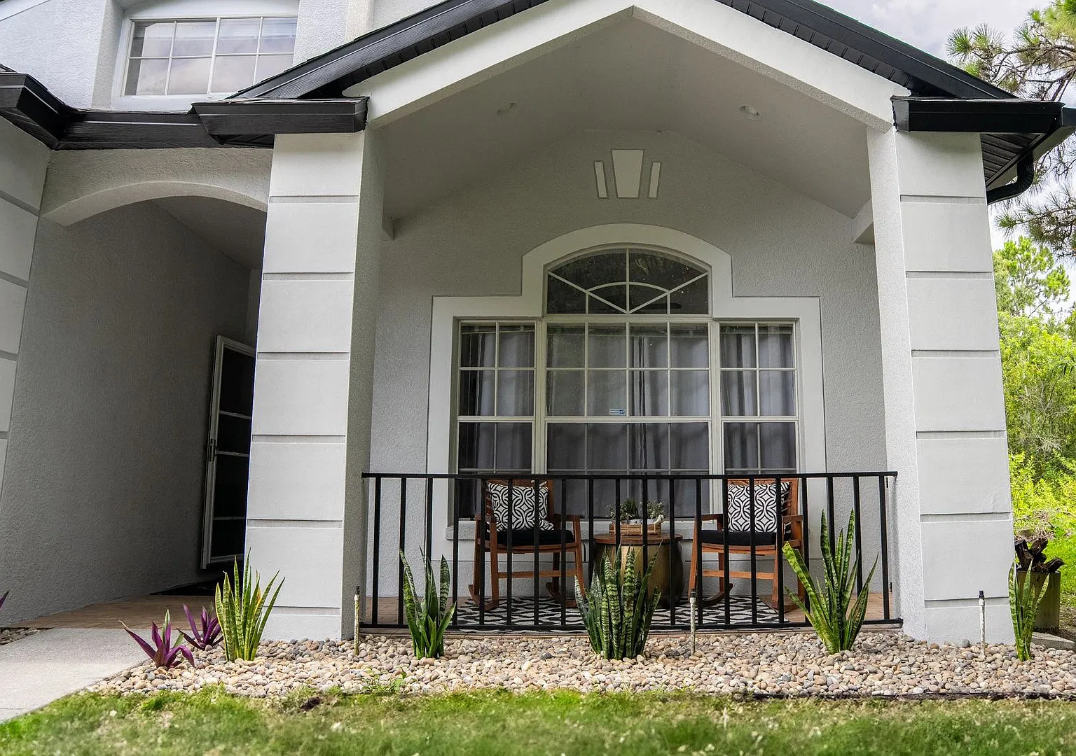 4br/2.5 Bath Home in Trinity — Photo 3