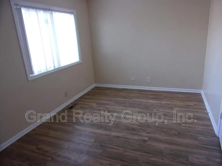 337 Meadow Green Ln #1 — Photo 8