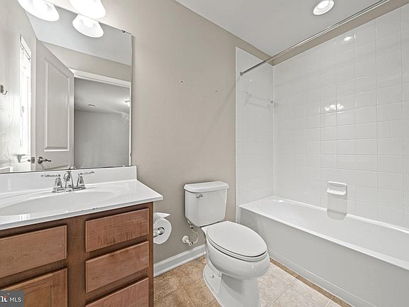 5th image of 208 Spring Park Ln #51
