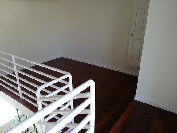 4th image of 5245 Satsuma Ave APT A