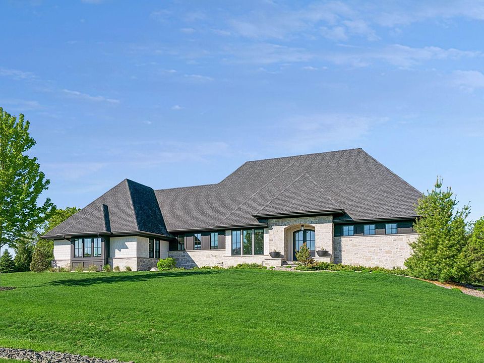 1st image of 2888 Deer Hill Rd