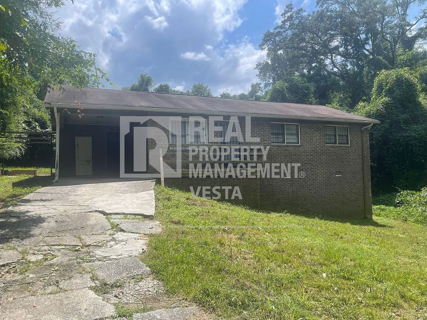3 bed, 1.5 bath, 1035 sqft, $1,025 — Photo 1