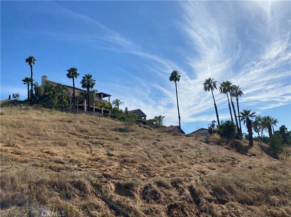 14189 Harvey Ln, Riverside, CA 92503