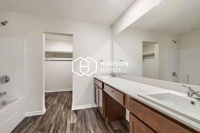 3626 Yamini Dr — Photo 10
