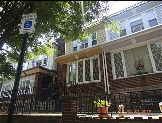 2nd image of 1834 Penfield St