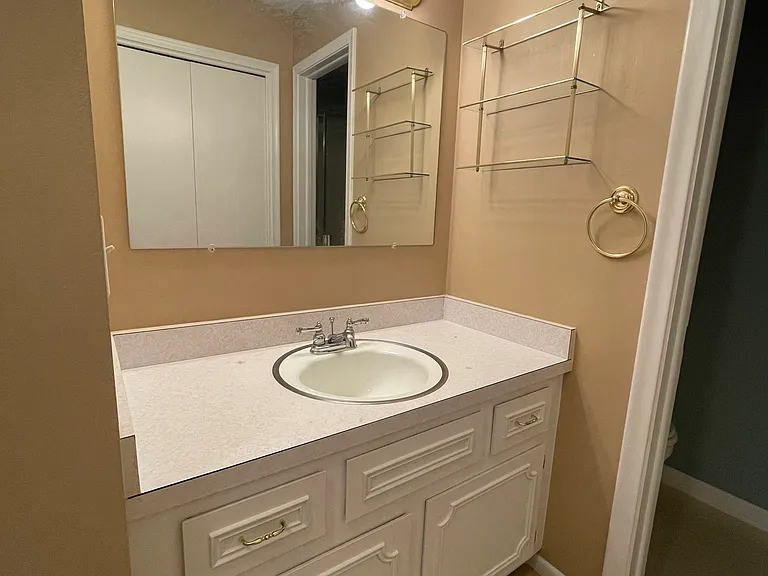 2934 Mount Hope Rd #310 — Photo 12