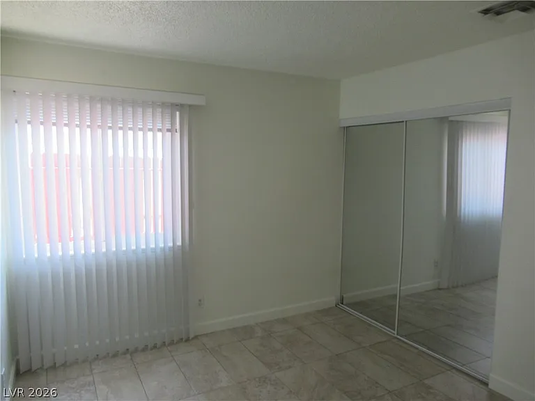357 E Van Wagenen St #0 — Photo 15
