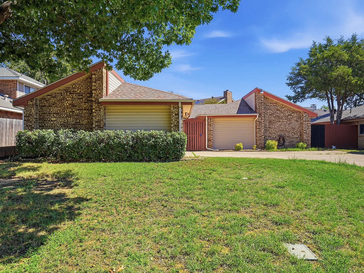 3 bed, 1574 sqft, $2,350 — Photo 1