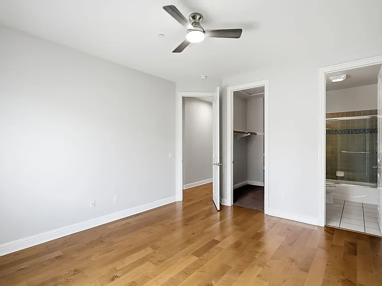 11528 Verona Dr — Photo 4