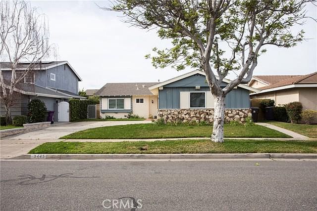 1st image of 3445 N El Dorado Dr