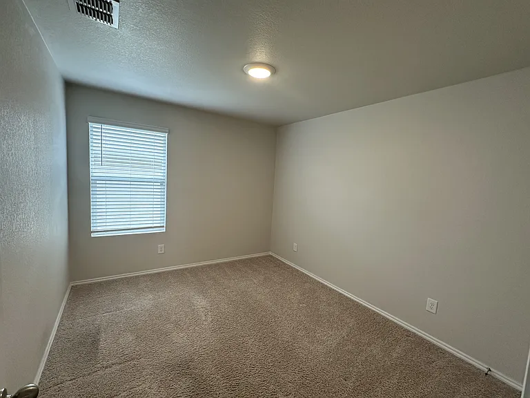 837 Indigo Way — Photo 7
