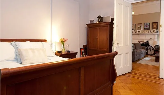 Rented by Friedman Roth Realty | media 22