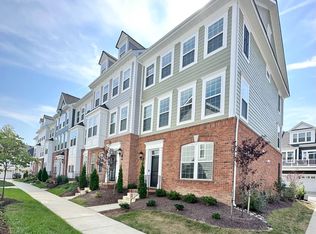395 Buckeye Cir, La Plata, MD 20646
