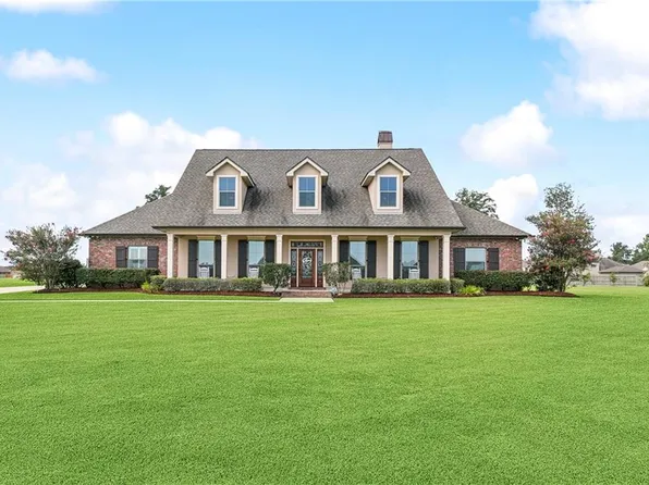 5 W Kori Ln, Westwego, LA 70094