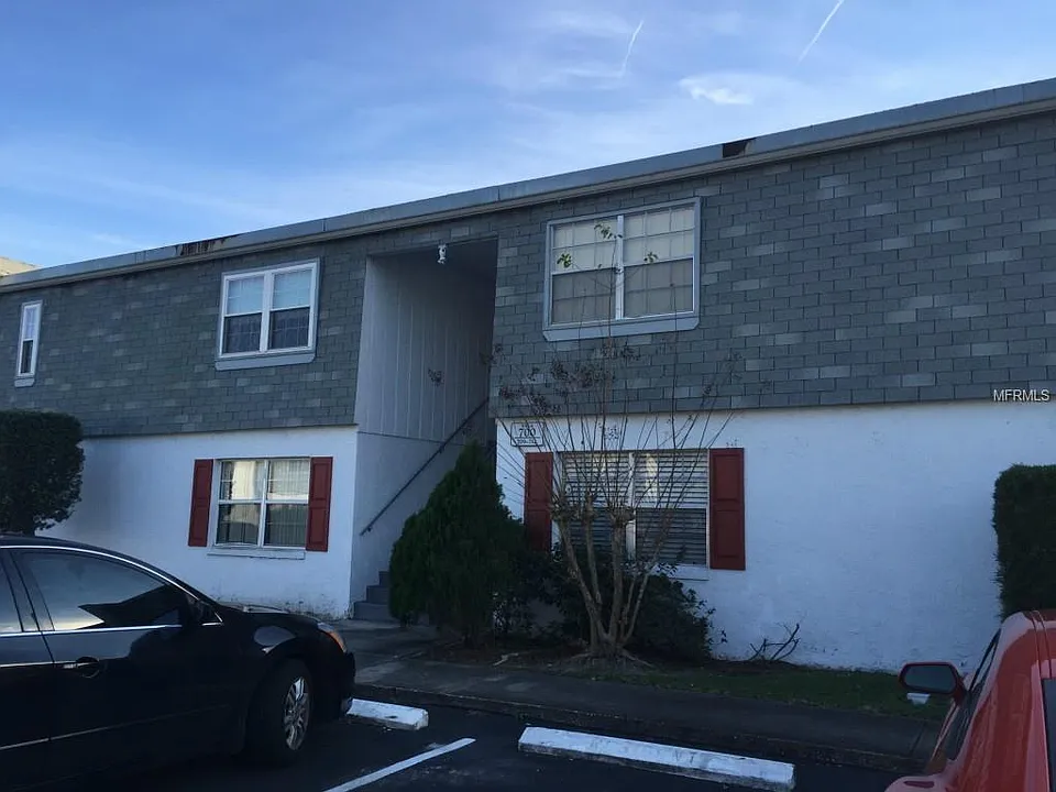 1000 S Semoran Blvd #711