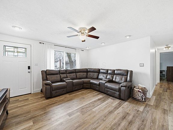 5th image of 3371 Devin Rd