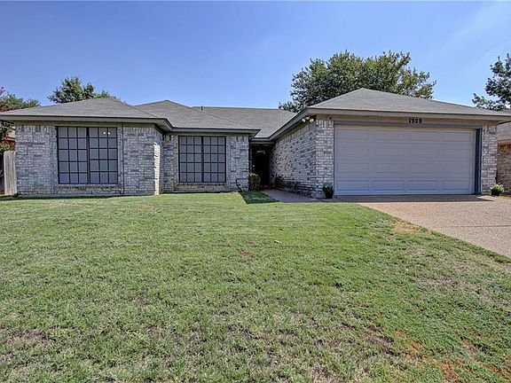 2nd image of 7929 Val Verde Dr