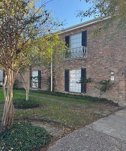 North Blvd. Apartments — Photo 1
