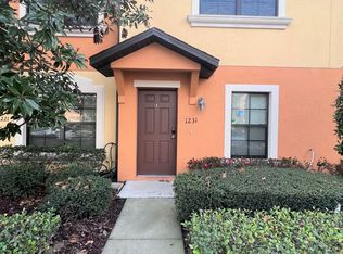 1231 Windsor Lake Cir, Sanford, FL 32773