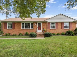 9372 Cedar Ln, Mechanicsville, VA 23116