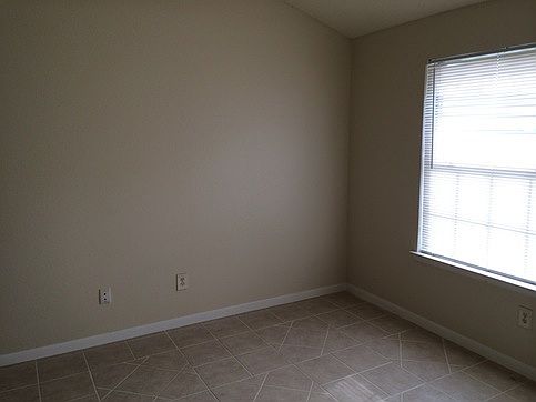 1st image of 2926 Cottonwood Ln