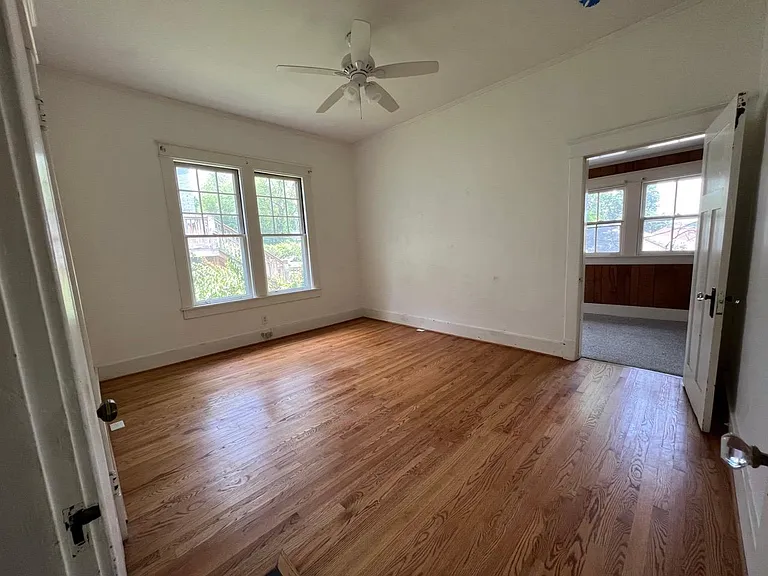 1712 Linden Ave #2 — Photo 17