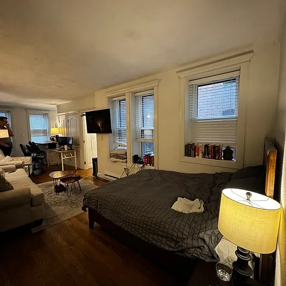 8 Battery St #6 — Photo 3