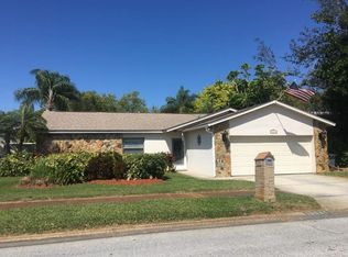 13681 Claredon Rd, Seminole, FL 33776