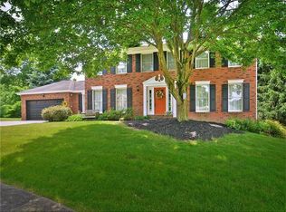 4 Elrond Dr, Pittsburgh, PA 15235