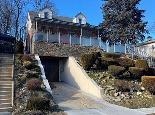 20987 Whitehall Ter, Queens Village, NY 11427