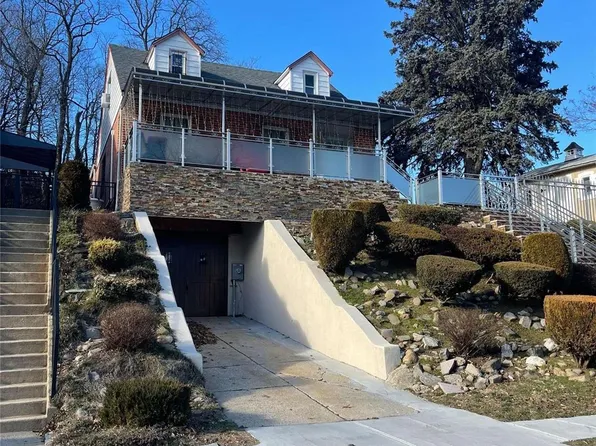 209-87 Whitehall Terrace, Holliswood, NY 11423