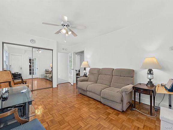 5th image of 91 Douglas Avenue