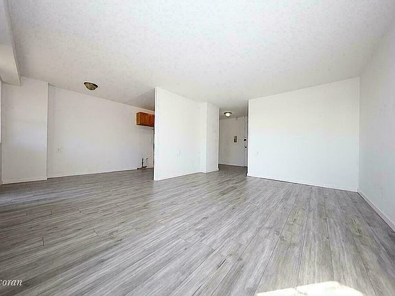 2nd image of 4750 59th St APT 4G